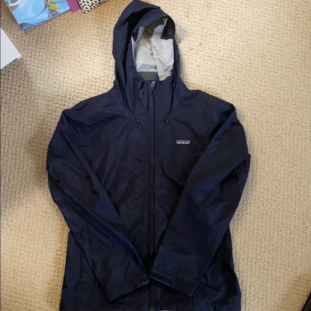 Women’s Patagonia rain coat